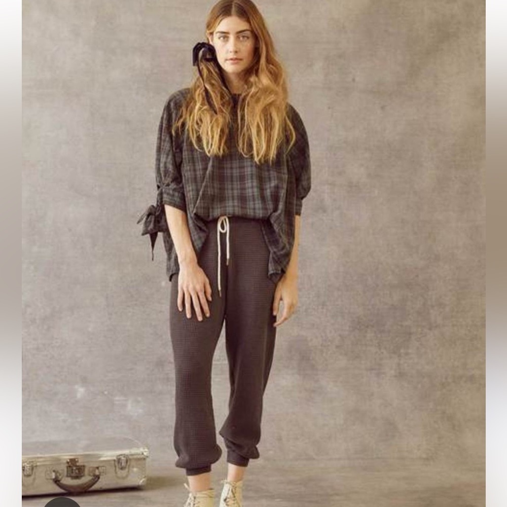 the great bow tie sleeve top